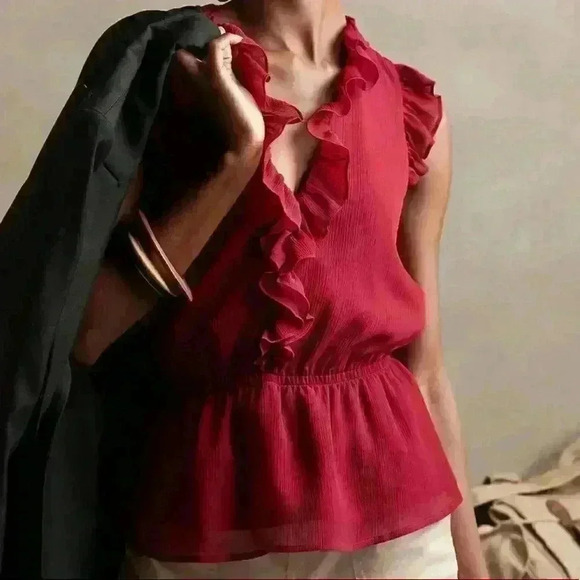 Banana Republic Petite Flutter Peplum Top - Picture 1 of 11